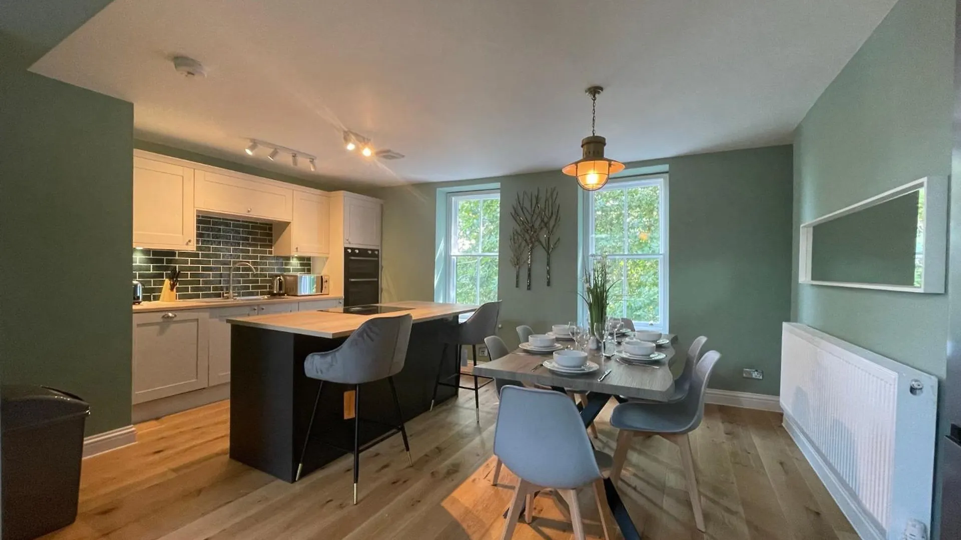 2 Bedroom Apartments Stopoverz Bristol