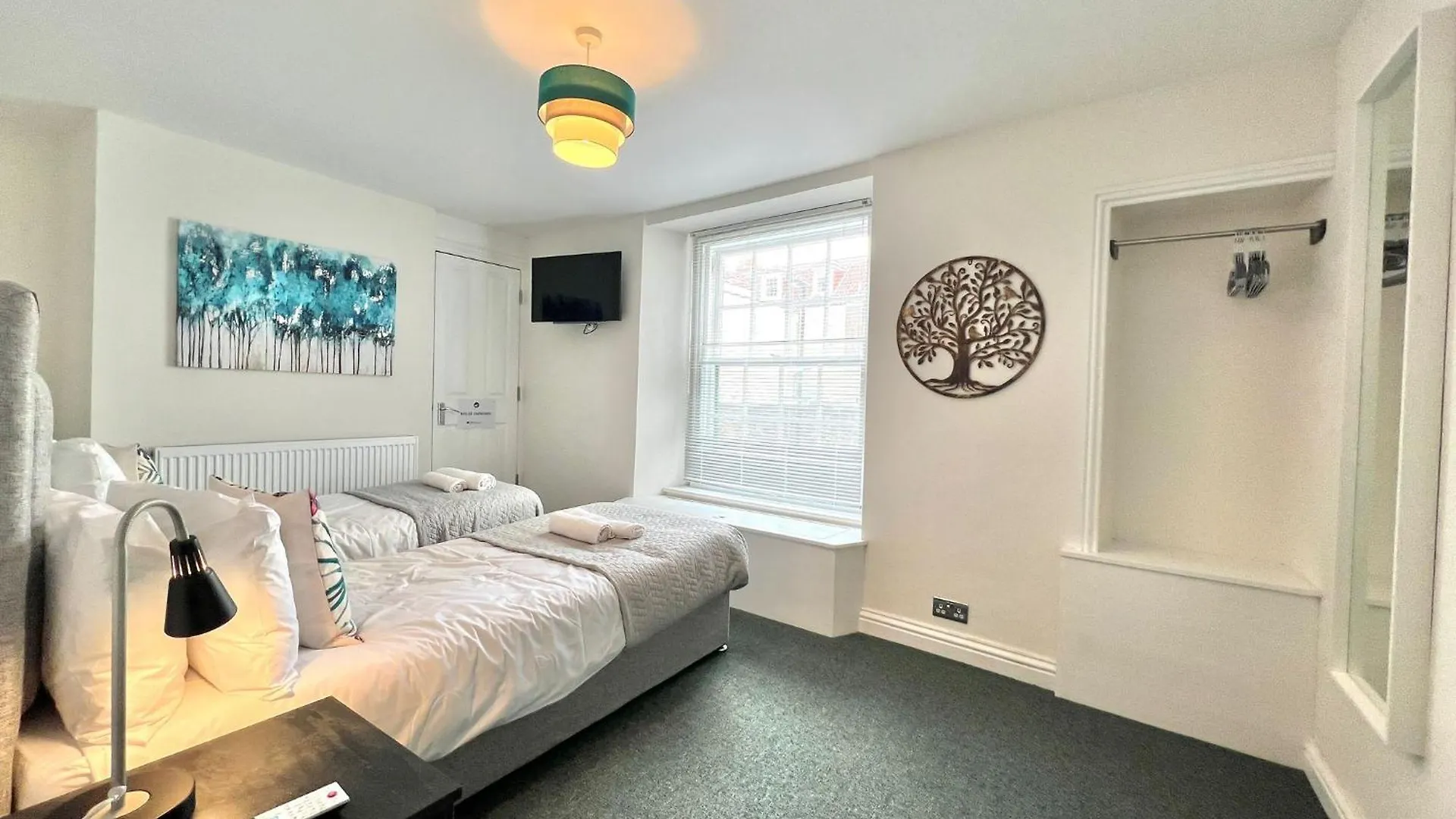 2 Bedroom Apartments Stopoverz Bristol