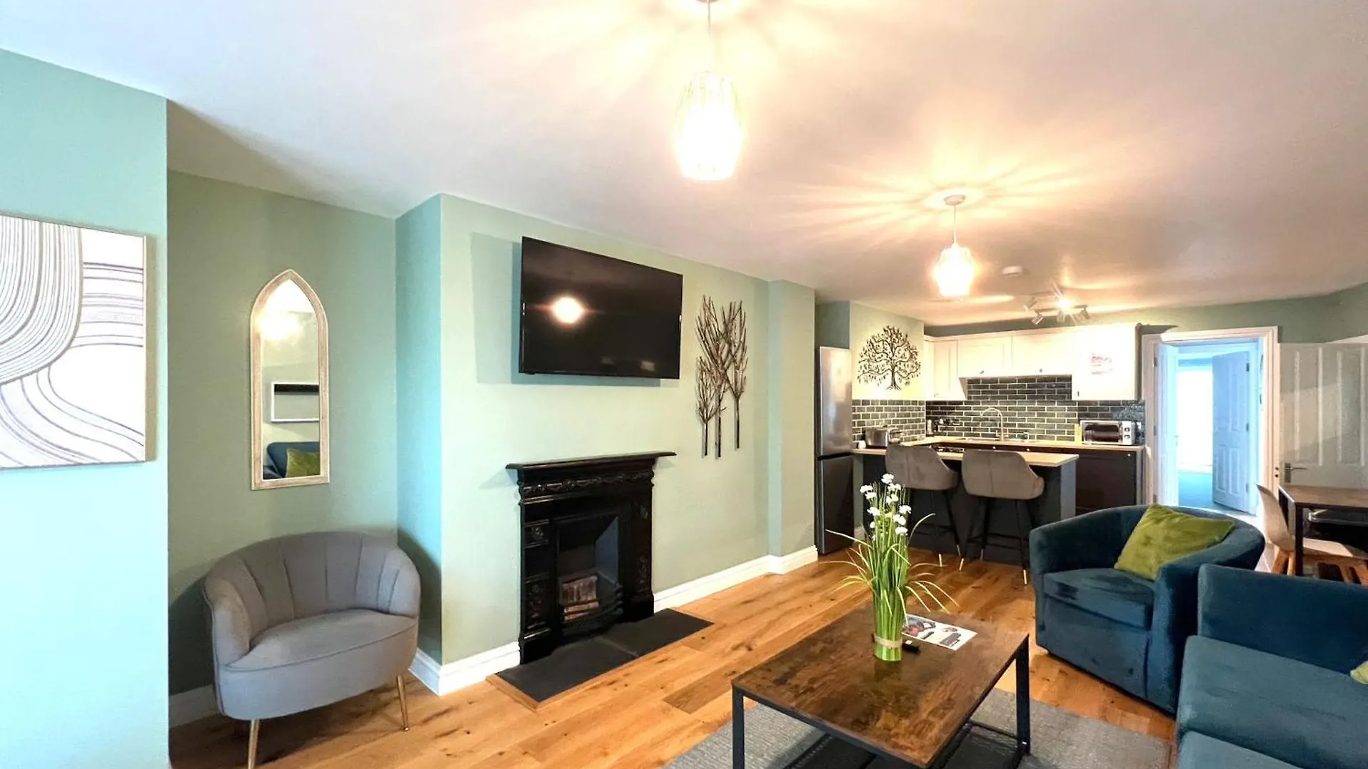 2 Bedroom Apartments Stopoverz Bristol