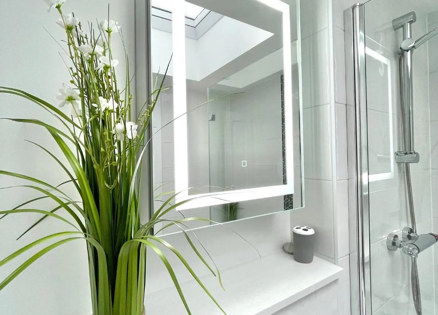 2 Bedroom Apartments Stopoverz Bristol