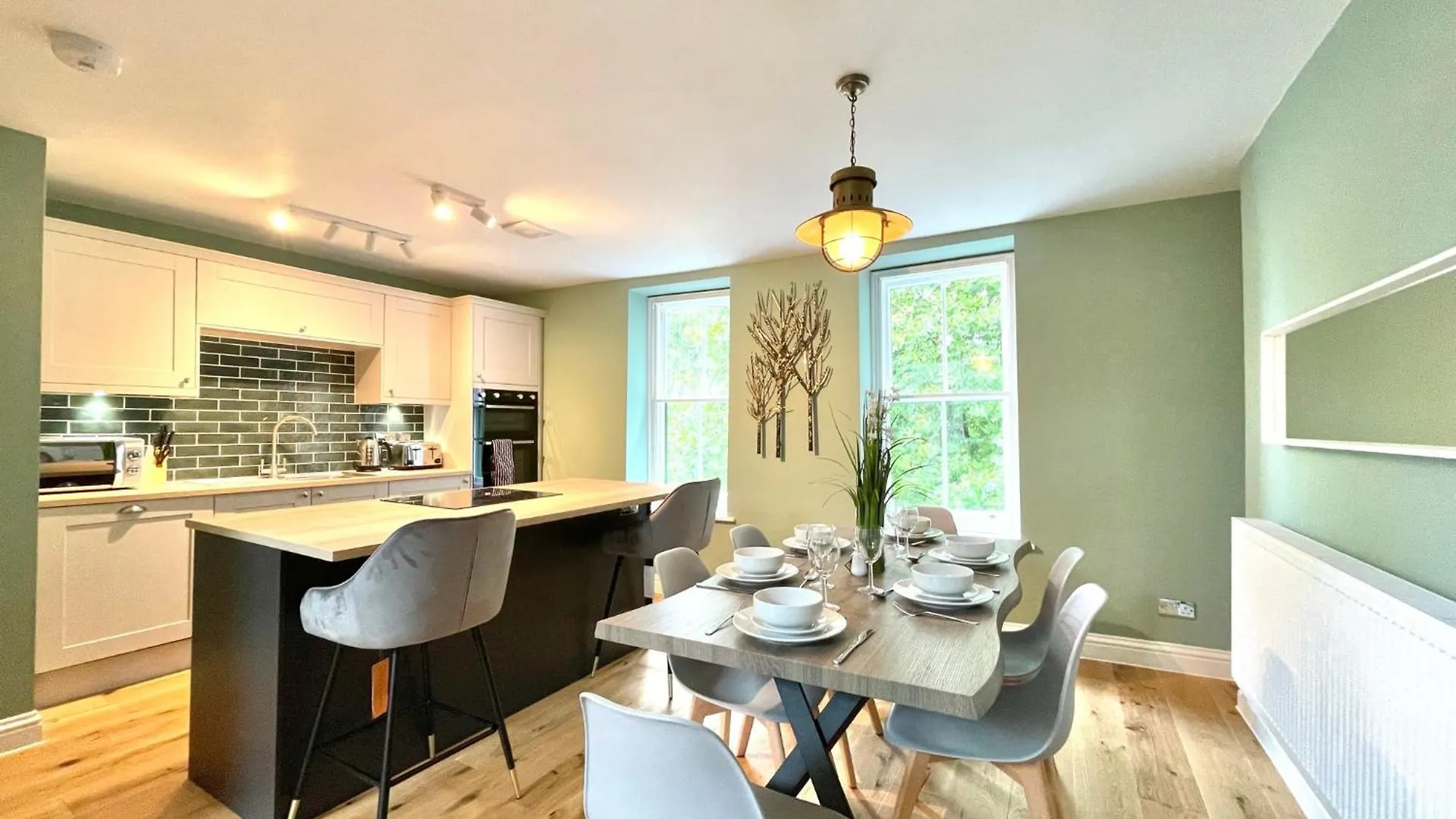 2 Bedroom Apartments Stopoverz Bristol 0*,  United Kingdom
