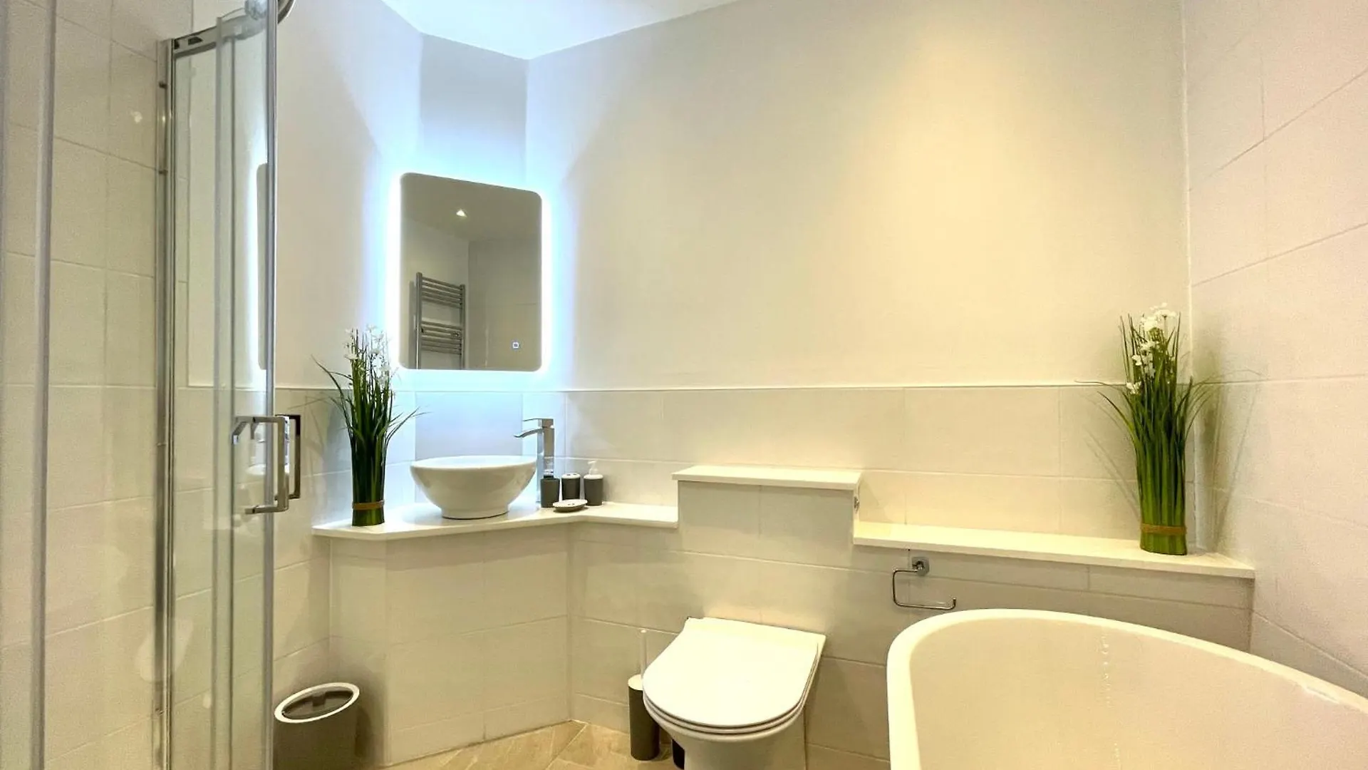 2 Bedroom Apartments Stopoverz Bristol