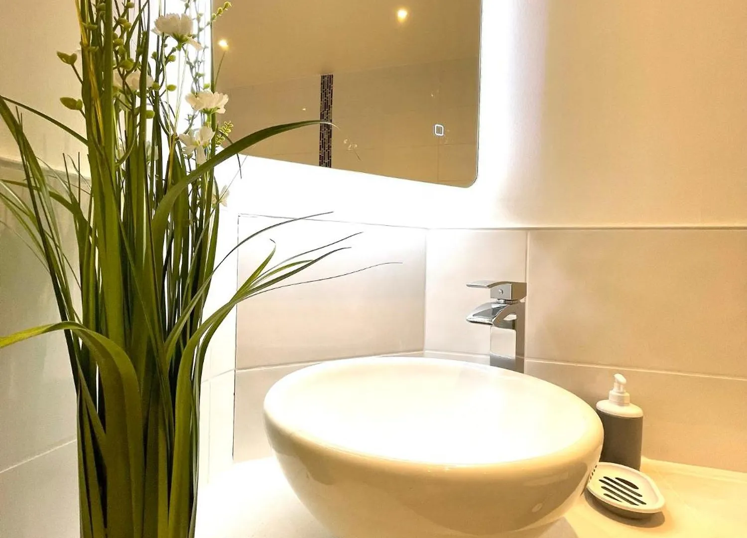 2 Bedroom Apartments Stopoverz Bristol