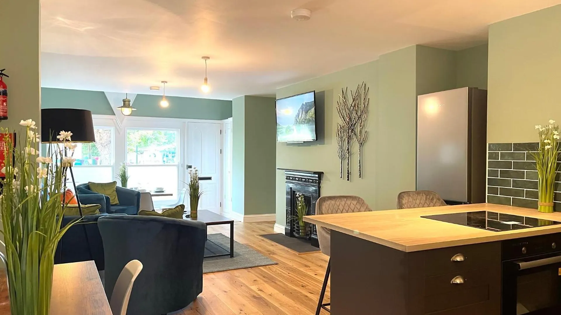 2 Bedroom Apartments Stopoverz Bristol