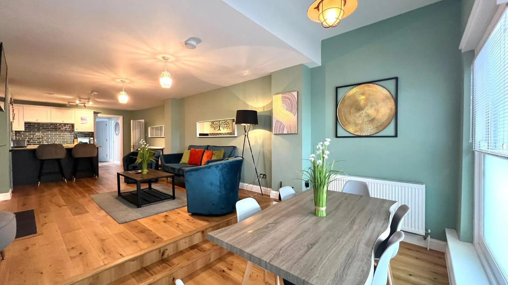 2 Bedroom Apartments Stopoverz Bristol